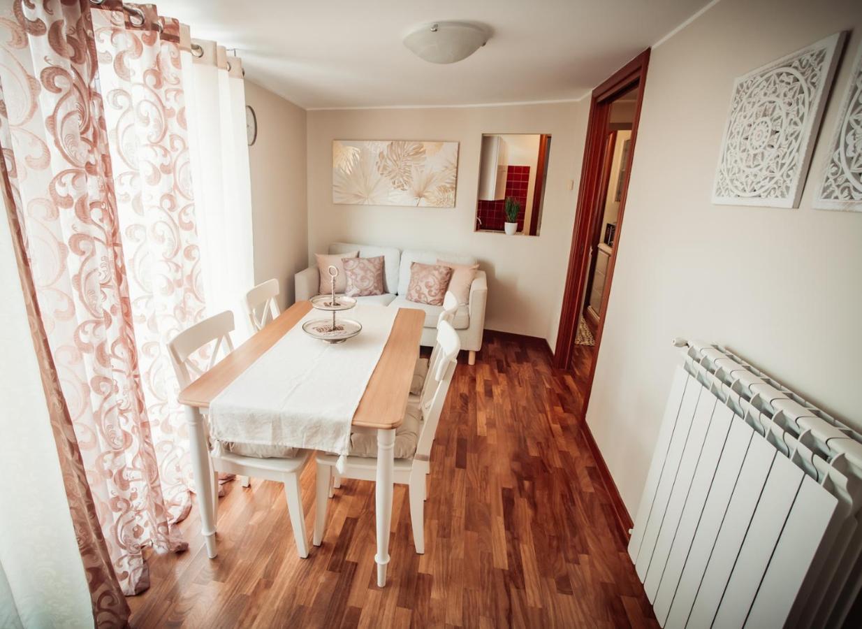 La Terrazza Dei Gemelli - Casa Vacanze Веноза Экстерьер фото