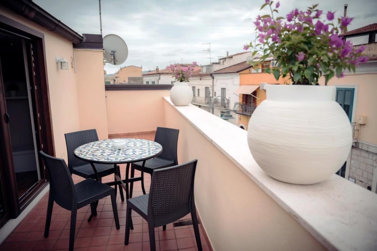 La Terrazza Dei Gemelli - Casa Vacanze Веноза Экстерьер фото